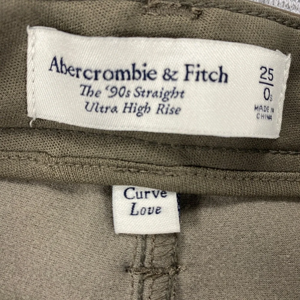 Abercrombie &‎ Fitch Curve Love 90s Straight Ultra High Rise Vegan Pants 25
